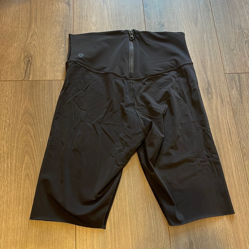 Lululemon biker shorts